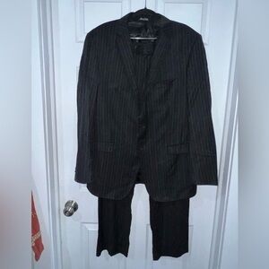 Giorgio Valentini suit set 44L 38W